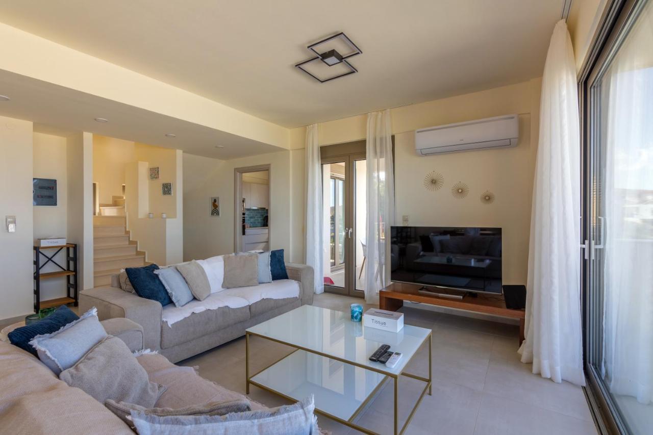 3 Bedroom Villa With Stunning Sea View & Private Parking Ελαία Εξωτερικό φωτογραφία
